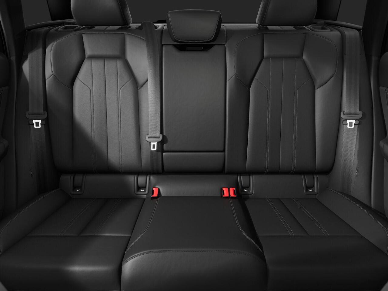 Audi Q6 e-tron S edition 83Kwh 252 pk SUV | Tech pakket pro | Lederen bekleding | Glazen panoramadak | Trekhaak |