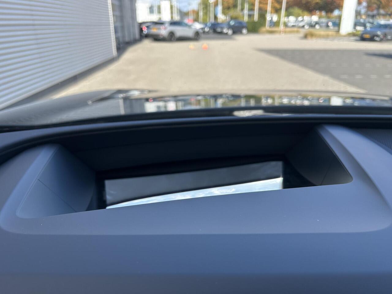 Audi Q6 e-tron Advanced edition (B1) e-tron 83Kwh 185 kW / 252 P | Head-Up Display | Trekhaak | B&O | Stuurwielverwarming | Adaptieve Cruise Control | Memory Seats |