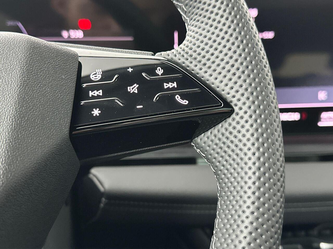 Audi Q6 e-tron S edition e-tron perf 100Kwh 225 kW / 306 PK SUV E