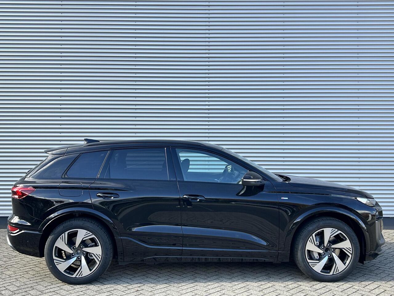 Audi Q6 e-tron Advanced edition (B1) e-tron 83Kwh 185 kW / 252 P | Head-Up Display | Trekhaak | B&O | Stuurwielverwarming | Adaptieve Cruise Control | Memory Seats |