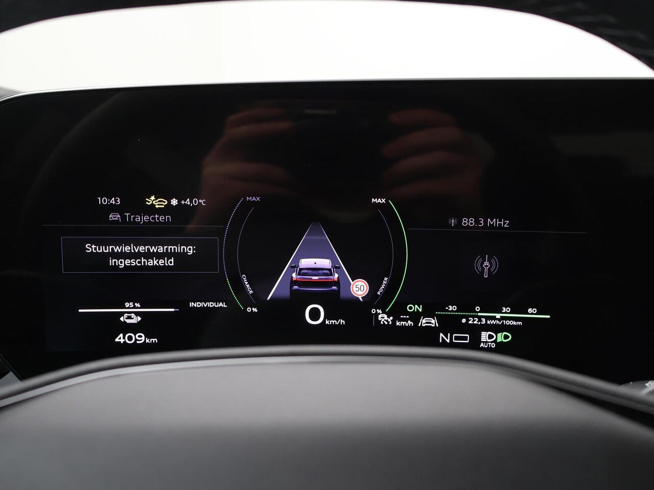 Audi Q6 e-tron S edition e-tron performance 100kWh | Luchtvering | elektrisch verstelbare, verwarmbare stoelen en stuurwiel | Adaptive Cruise Controle | 360 graden camera