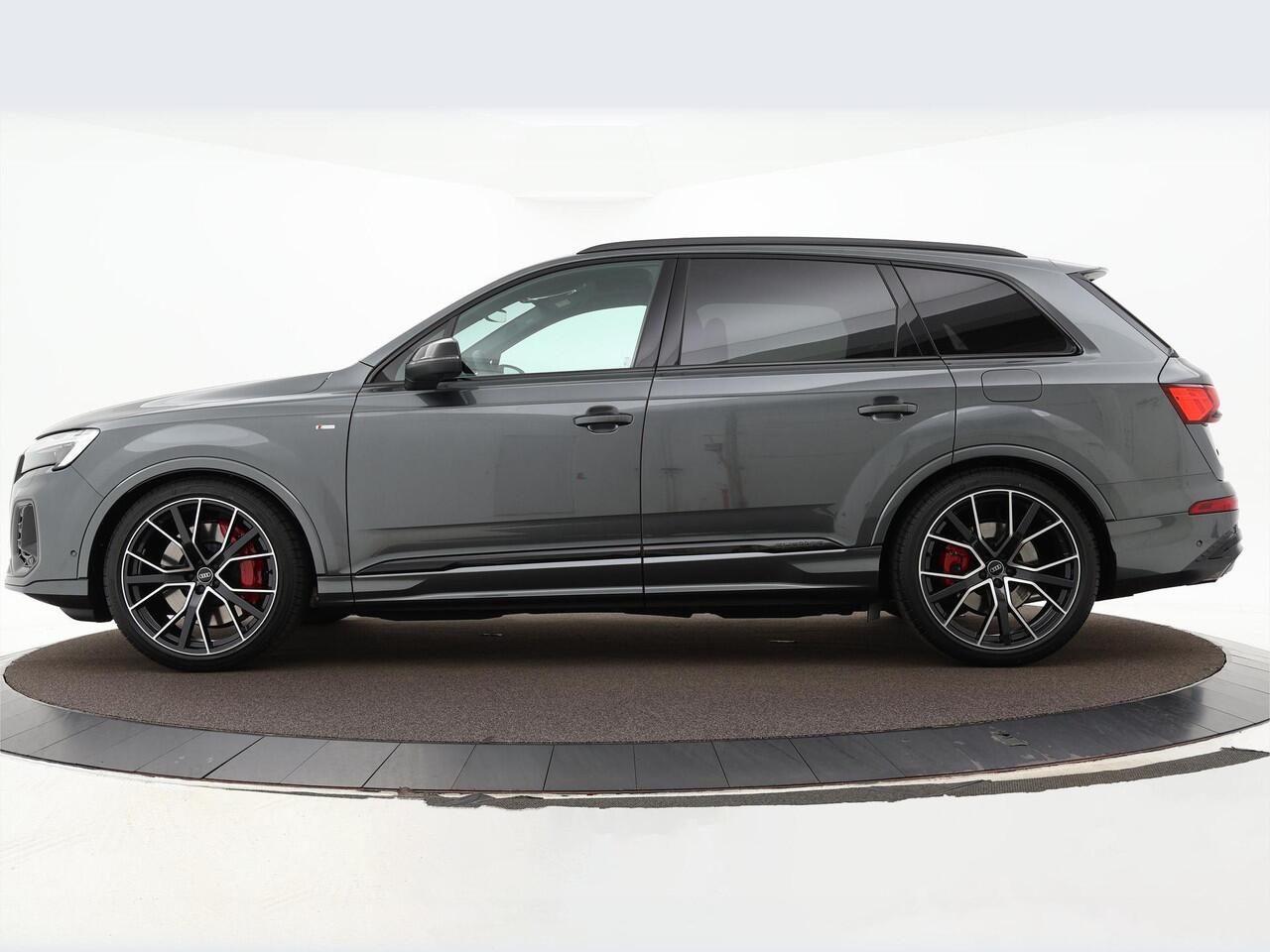 Audi Q7 60 TFSIe 490pk Quattro Pro Line S Competition · Luchtvering · Massage · Panorama dak · Elek. Voorstoelen · B&O Audio · Elek. Trekhaak · 22'' Inch · Garantie t/m 12-05-2028 of 90.000km