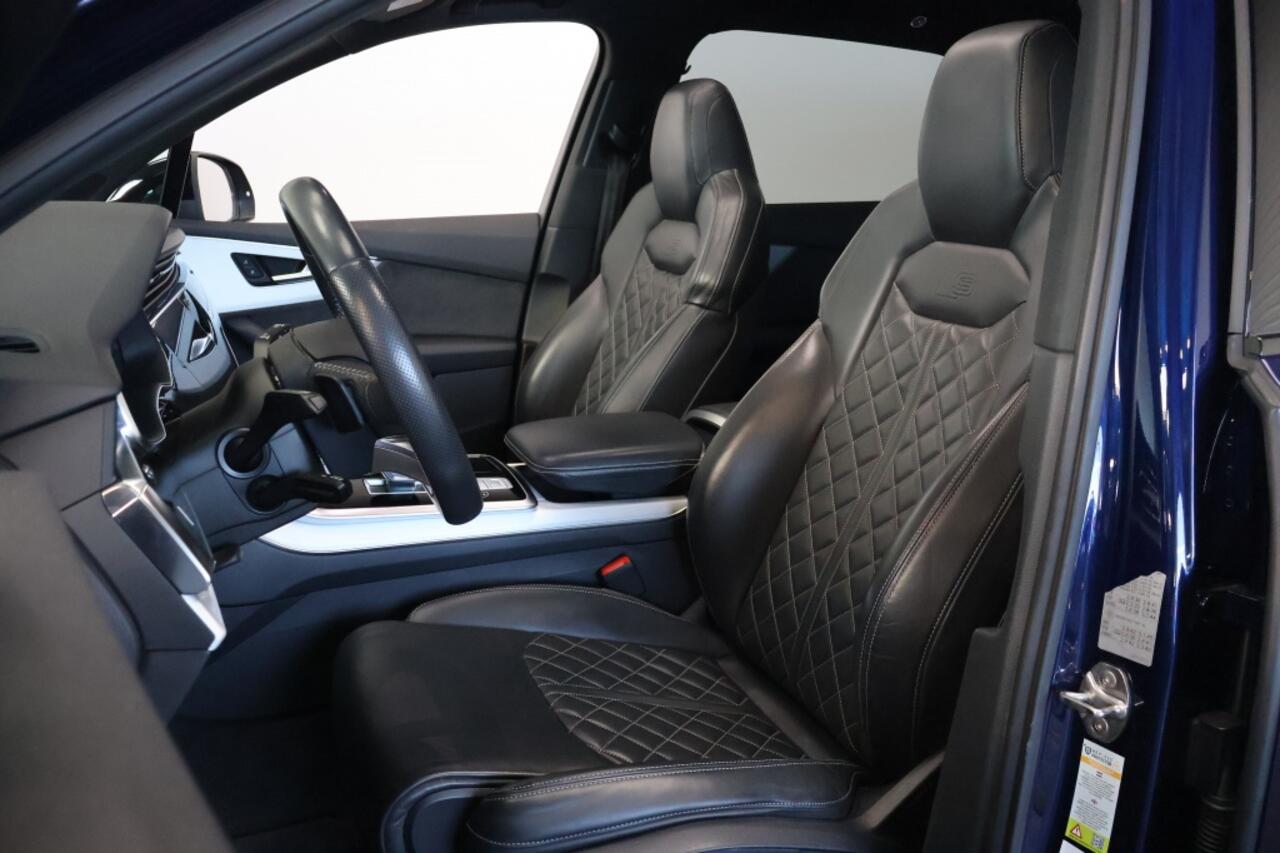Audi Q7 55 TFSI e QUATTRO S-Line Plus | Panorama | RS Zetels | luchtveri