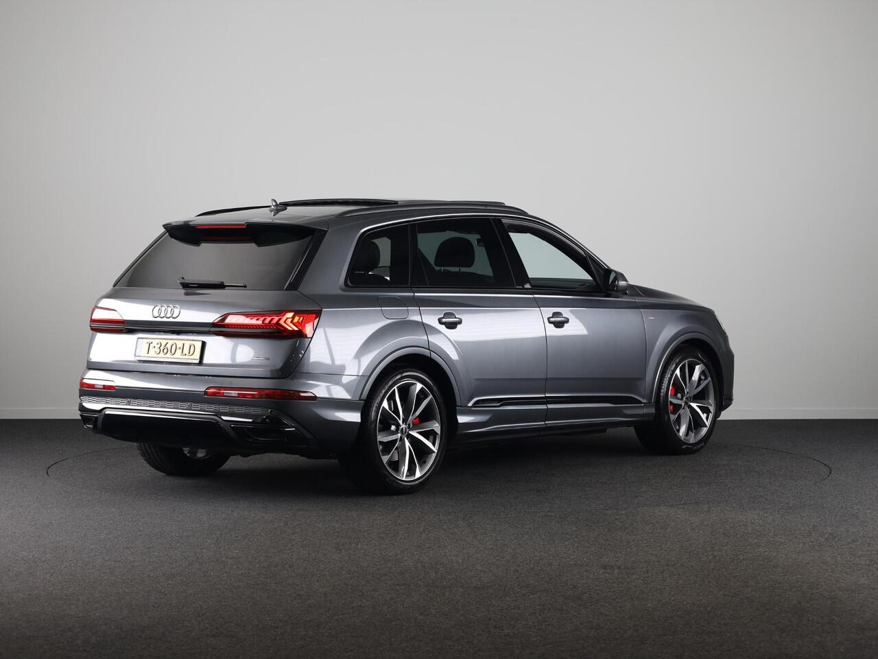 Audi Q7 55 TFSI e quattro Pro Line S 340pk | Panoramadak | Verlengde garantie | Adaptieve cruise controle | Verwarmbare voorstoelen en achterbank