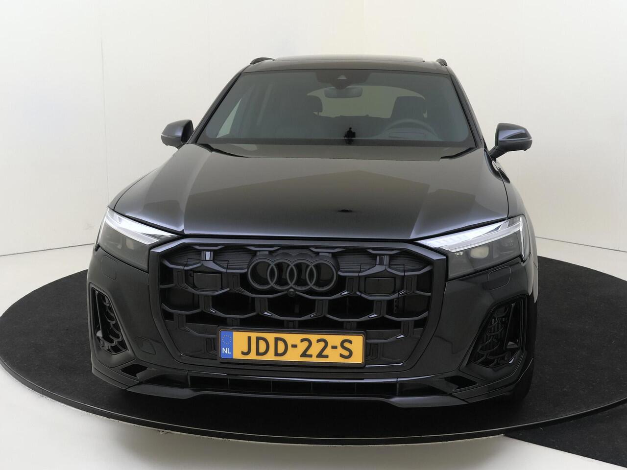 Audi Q7 55 TFSI e quattro Pro Line S | Panoramadak | Luchtvering | Trekhaak | Parkeerassistent | Head-up display | 3-zone airco | LED matrix verlichting | 360 camera | Bang & Olufsen |