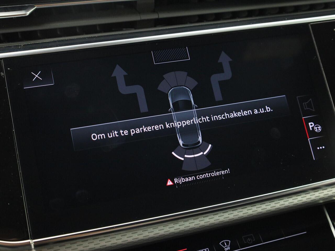 Audi Q7 55 TFSIe 290kW/394PK quattro S Line · Panoramadak · Leder · Trekhaak · 360 gr. camera · Garantie tot 04-02-2030 of 100.000km