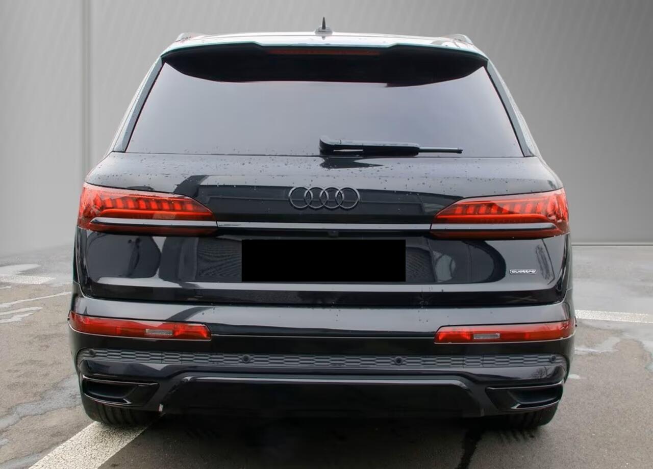 Audi Q7 50 TDI quattro S Line 286 PK Grijs Kenteken ACC Trekhaak Luchtvering 21 Inch Panoramadak Head-Up Memory LED Black Pack