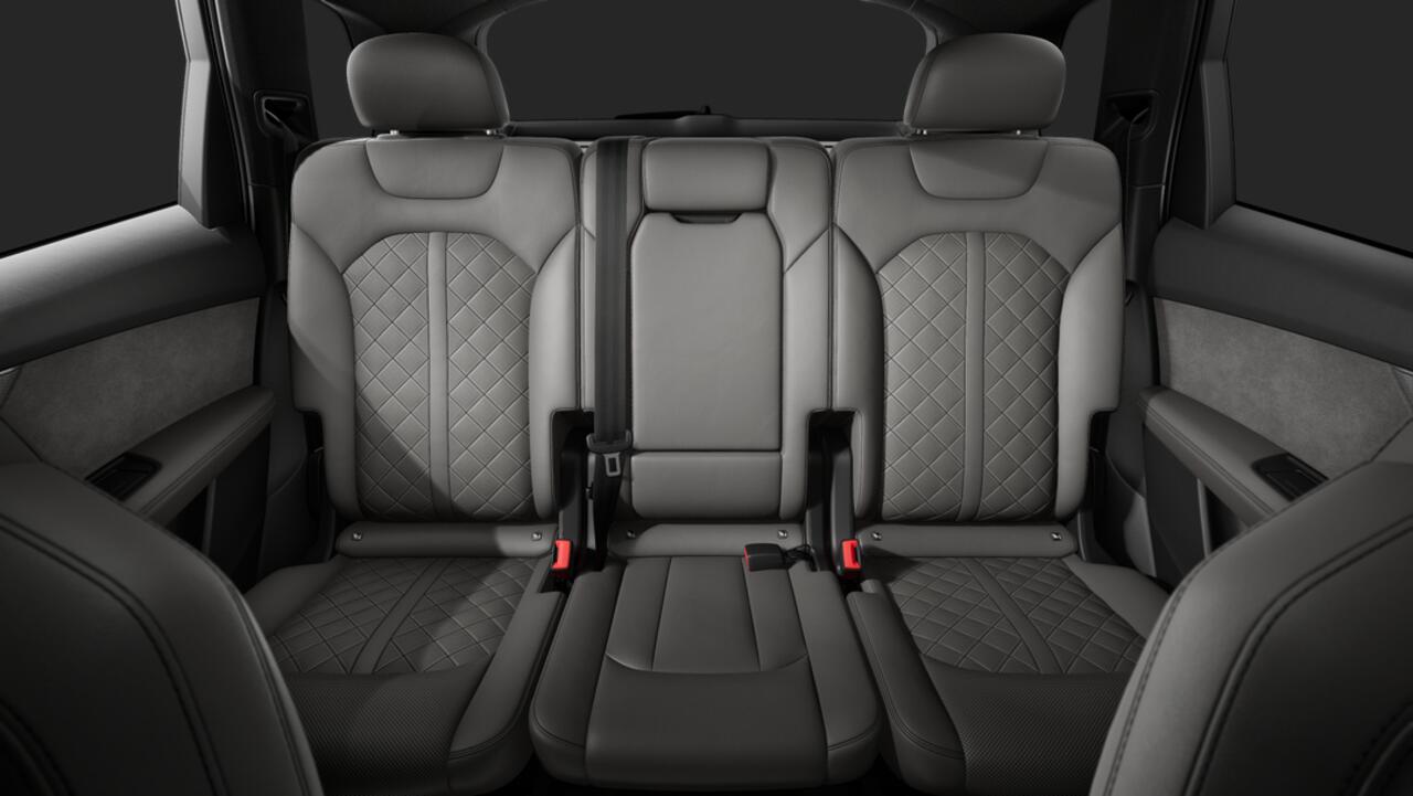 Audi Q7 55 TFSI e quattro 394 Tiptronic Pro Line S Automaat | Achterbank plus | Vierwielbesturing | Sportstoelen plus voorin | Privacy glas (donker getint) | Optiekpakket zwart plus
