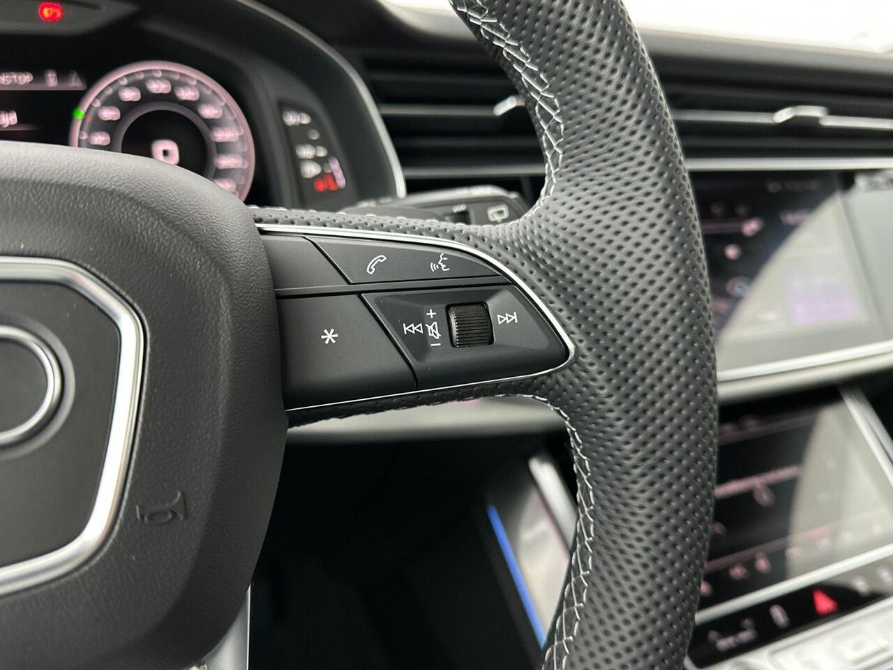 Audi Q7 Pro Line S 55 TFSI e 290 kW / 394 PK SUV 8 versn.