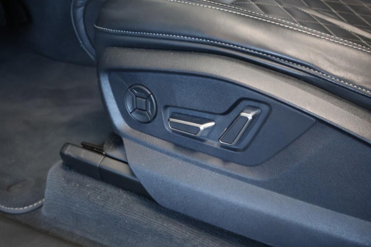 Audi Q7 55 TFSI e QUATTRO S-Line Plus | Panorama | RS Zetels | luchtveri