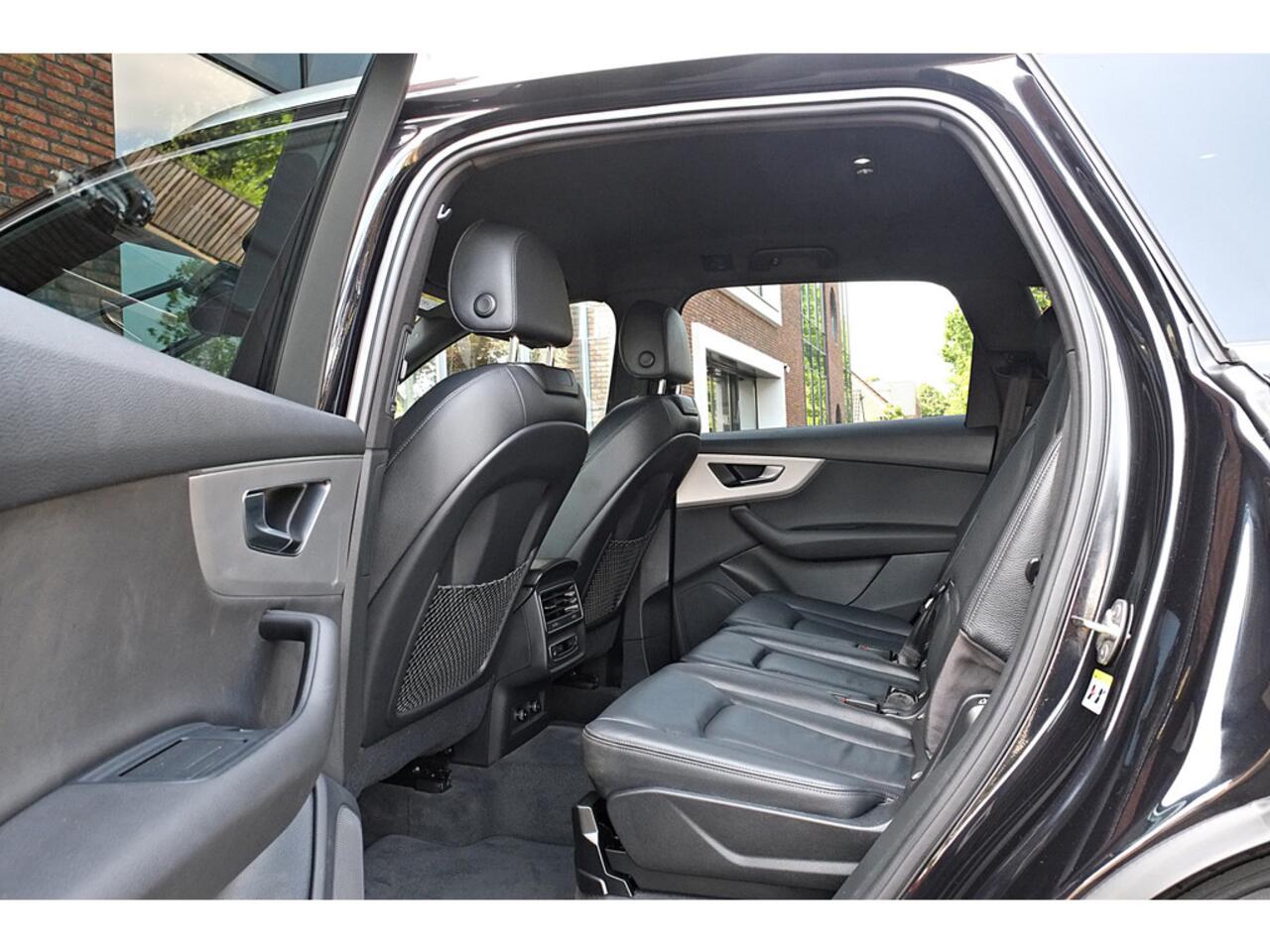 Audi Q7 55 TFSI e quattro S-LINE ACC, Head-up di