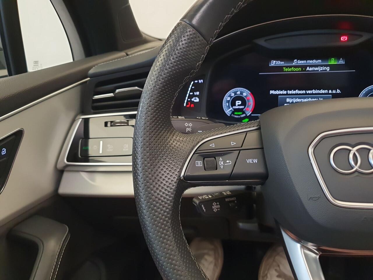 Audi Q7 55 TFSI e quattro S-Line Panoramadak, Luchtvering, Wegklapbare Trekhaak, 23"