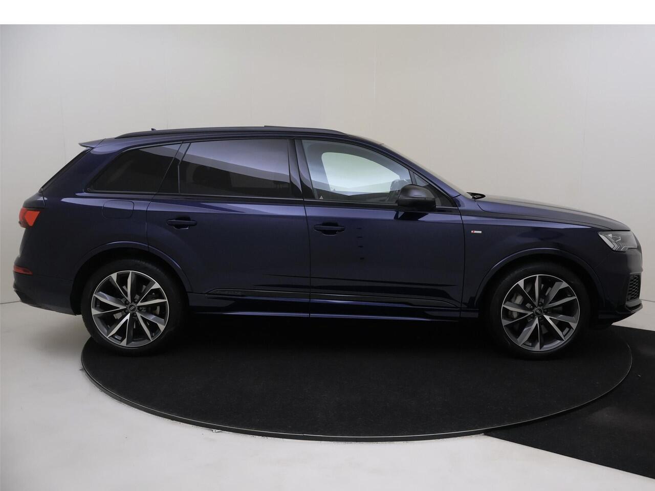 Audi Q7 55 TFSI e quattro Pro Line S | Luchtvering | Panoramadak | Head-up display | Trekhaak | Dodehoek detectie | Bang & Olufsen | Keyless | Stoelverwarming voor- en achter |