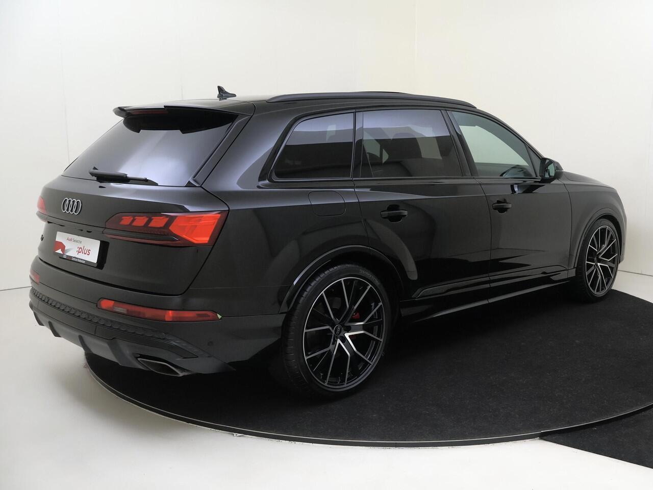 Audi Q7 60 TFSI e quattro Pro Line S Competition | Panoramadak | Vierwielbesturing | Trekhaak | Parkeerassistent | Luchtvering | Bang & Olufsen | Head-up display | 3-zone airco |