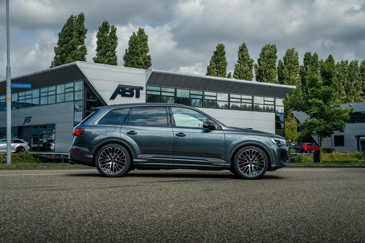 Audi Q7 60 TFSIe Competition | Audi exclusive interieur | B&O Advanced 3D | Panoramadak | Assistentiepakket Plus | Carbon spiegels | Vierwielsturing | Matrix Laser LED | Akoestisch glas | Uitgebreid leder pakket | Alcantara hemel