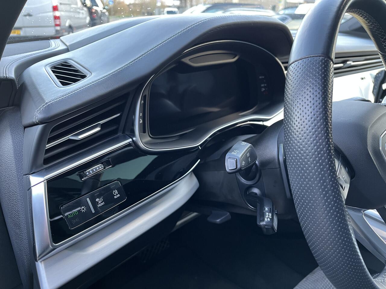 Audi Q7 55 TFSI e quattro Pro Line S Plus Panoramadak , Trekhaak