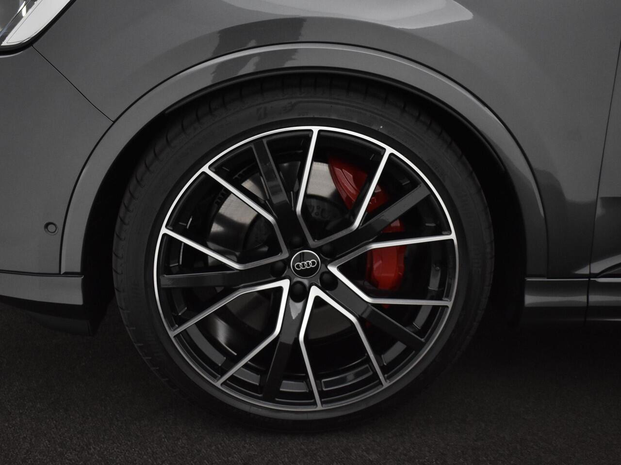 Audi Q7 60 TFSIe 490pk Quattro Pro Line S Competition · Luchtvering · Massage · Panorama dak · Elek. Voorstoelen · B&O Audio · Elek. Trekhaak · 22'' Inch · Garantie t/m 12-05-2028 of 90.000km