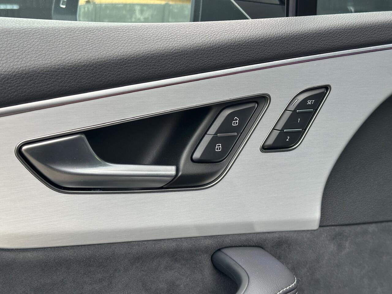 Audi Q7 55 TFSI e quattro Pro Line S-line | Panoramadak | Luchtvering | Trekhaak | Leder | Rijklaar incl. garantie