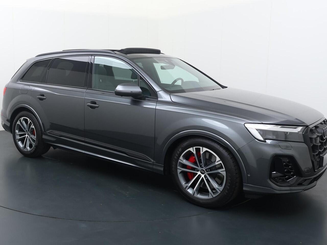 Audi Q7 Pro Line S (C2 PI2) 55 TFSI e 290 kW / 394 pk SUV Audi Q7 Pro Line S 55 TFSI e 290 kW / 394 pk SUV 8 versn. Tiptronic quattro | B&O|Pano|Matrix LED