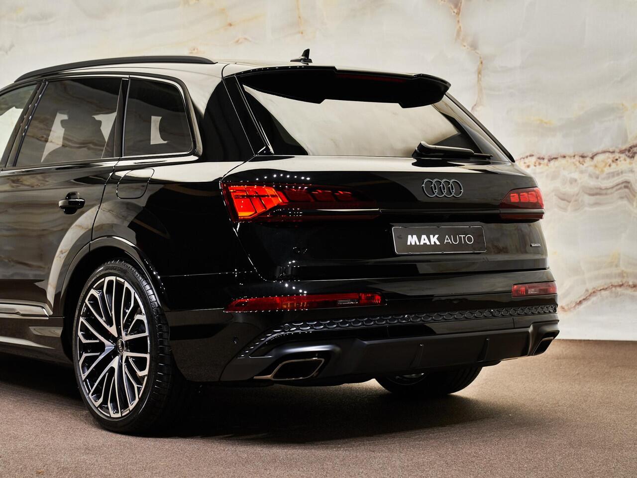 Audi Q7 60 TFSI e Quattro Pro Line S Competition, pano, B&O adv., carbon extr., nachtzicht, 4W-best, massage, OLED, S sportstoelen, HUD, Laserlicht, 22", NP170k