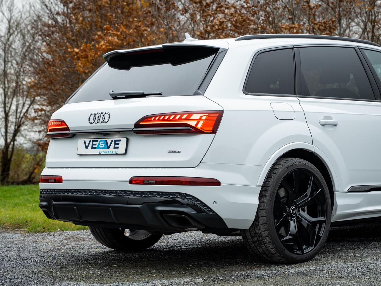 Audi Q7 55 TFSI panorama dak // 3500 kg trekgewicht // 7 persoons