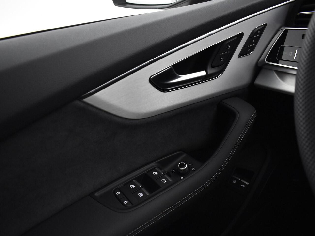 Audi Q7 55 TFSI e quattro Pro Line S 394 PK · B&O Premium 3D · Elek. wegklapb. trekhaak · Glazen panoramadak · Assist. pakket Tour