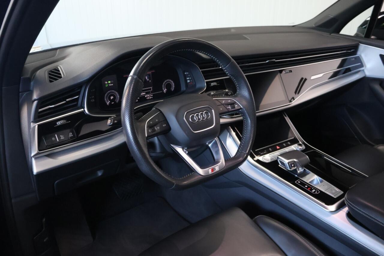 Audi Q7 55 TFSI e QUATTRO S-Line Plus | Panorama | RS Zetels | luchtveri