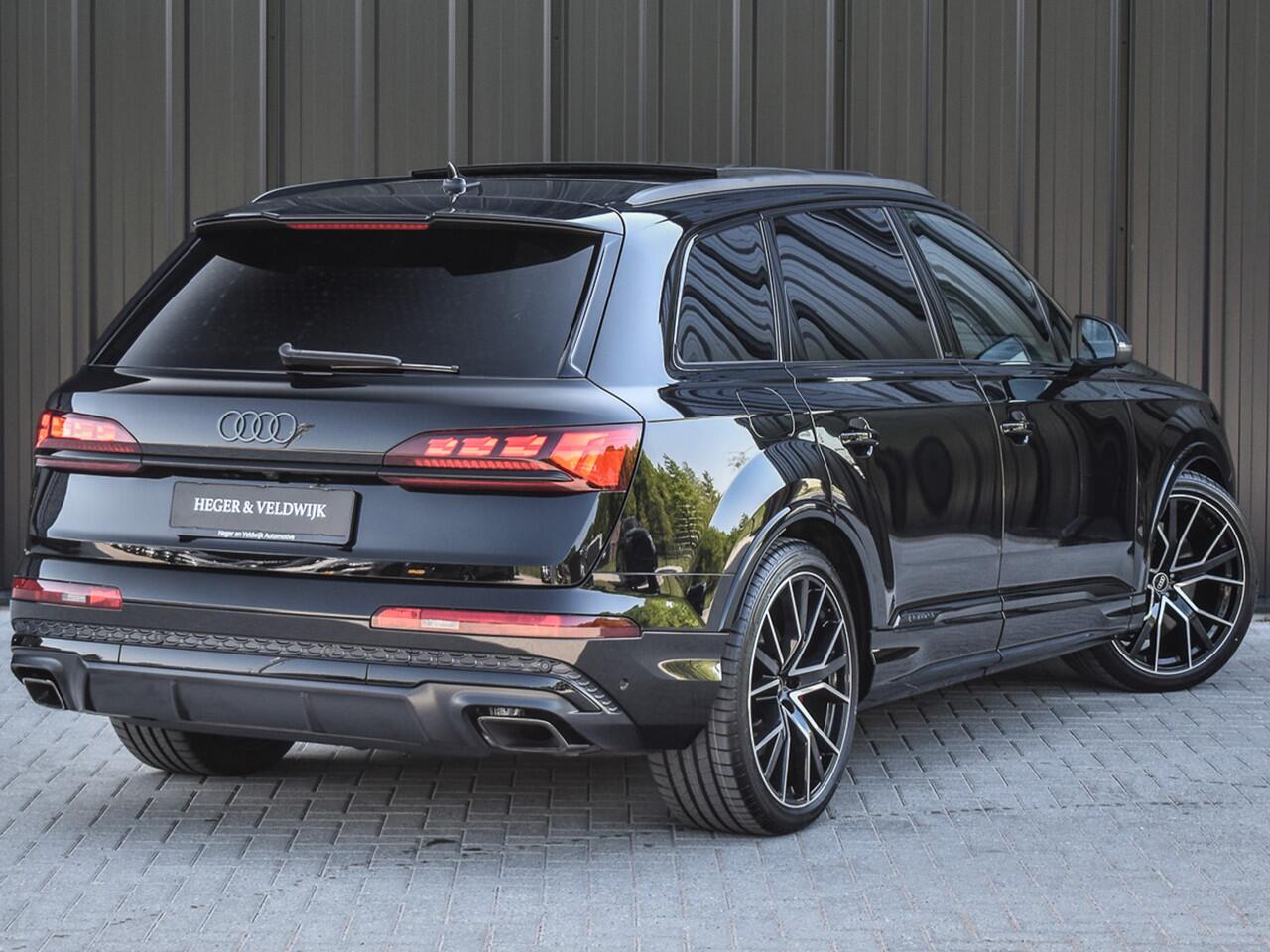 Audi Q7 60 TFSI e QUATTRO PRO LINE S COMPETITION | PANORAMADAK | LUCHTVERING | 4 WHEEL STEERING | HEAD UP | S-SEATS | OLED | 360 CAMERA | SOFT CLOSE | B&O SOUND | TREKHAAK| STOELVERWARMING EN KOELING | AMBIENT SFEERVERLICHTING | STUURVERWARMING