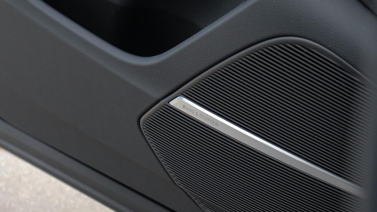 Audi Q7 60 TFSI e quattro Pro Line S Competition | Massage | B&O | Head-up | Soft-Close | Panoramadak | Ruitstiksel | Trekhaak