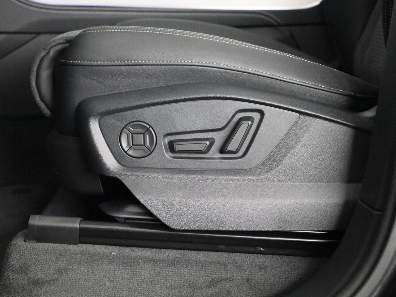 Audi Q7 55 TFSI e quattro Pro Line S 394pk Panoramadak, adaptive cruisecontrol, B&O soundsysteem, optiekpakket zwart Plus