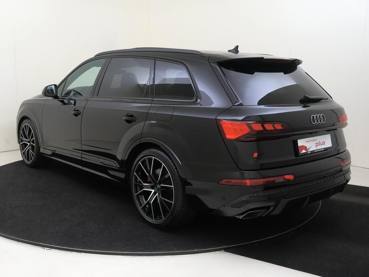 Audi Q7 60 TFSI e quattro Pro Line S Competition | Panoramadak | Vierwielbesturing | Trekhaak | Parkeerassistent | Luchtvering | Bang & Olufsen | Head-up display | 3-zone airco |