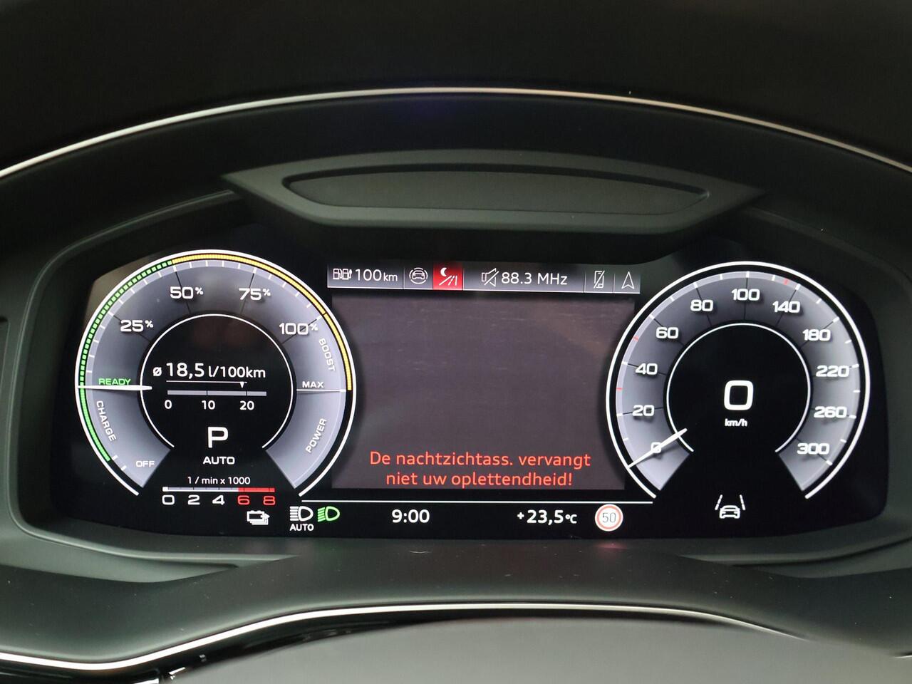 Audi Q7 60 TFSI e quattro Pro Line S Competition | 490 PK | SoH 97% | Panoramadak | Trekhaak | Nachtzicht-assistent | Vierwielbesturing | Matrix LED-koplampen | Head-up display |