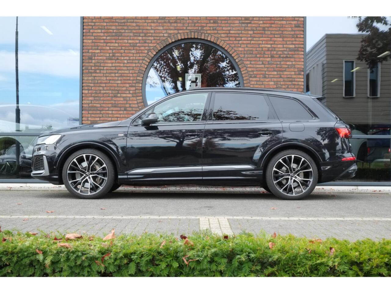 Audi Q7 55 TFSI e quattro S-LINE ACC, Head-up di