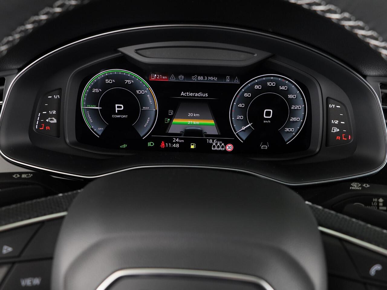 Audi Q7 55 TFSI e quattro Pro Line S 394pk Panoramadak, adaptive cruisecontrol, B&O soundsysteem, optiekpakket zwart Plus, Privacy Glass, Trekhaak