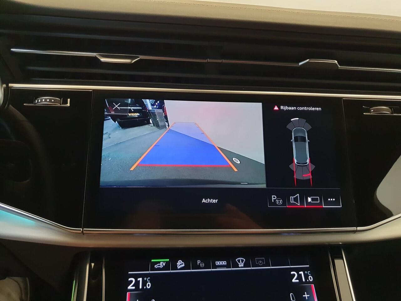 Audi Q7 55 TFSI e quattro S-Line Panoramadak, Luchtvering, Wegklapbare Trekhaak, 23"