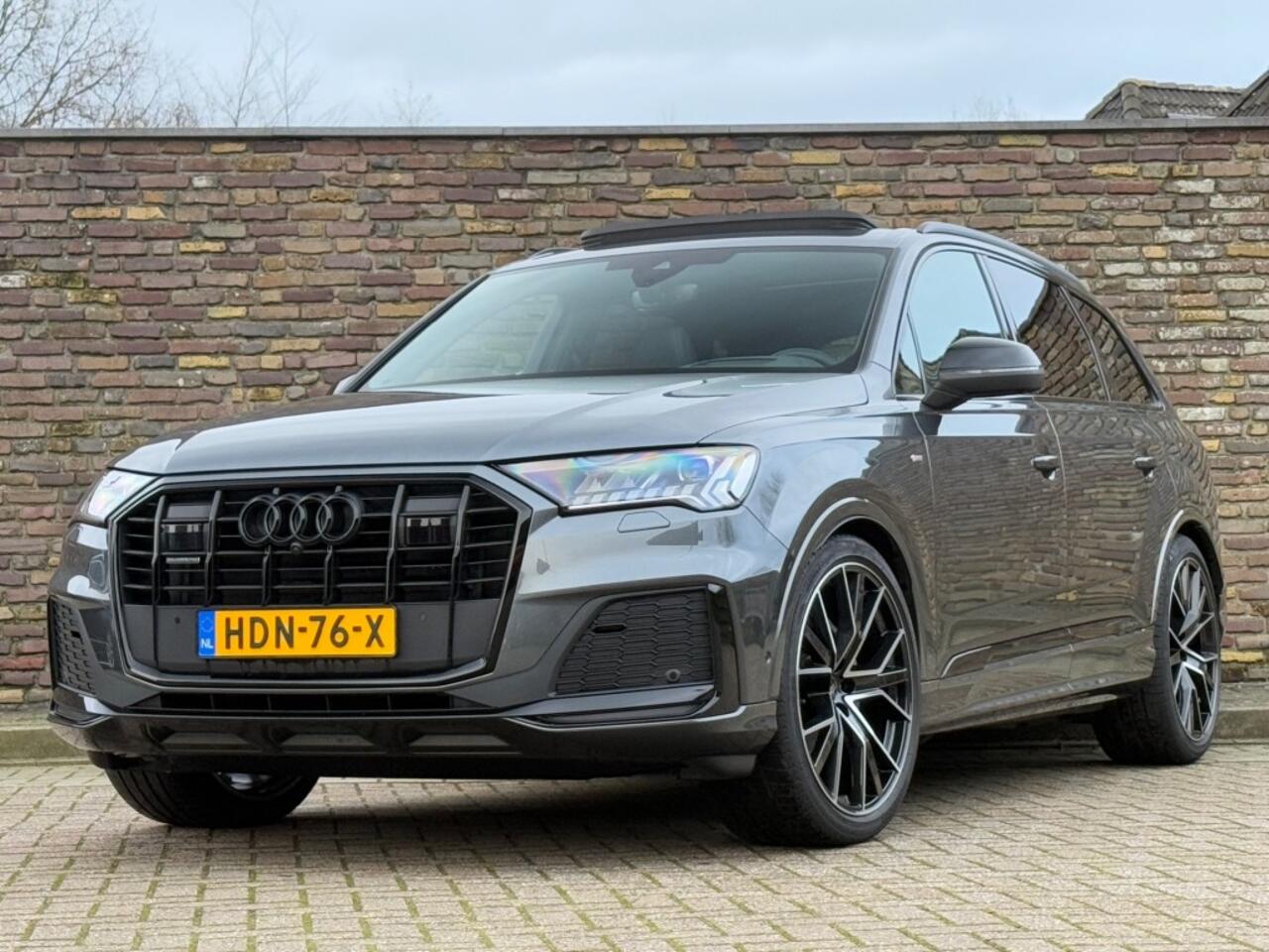 Audi Q7 50 TDI Quattro 2x S-Line Panodak Achterasbesturing Stoelmassage