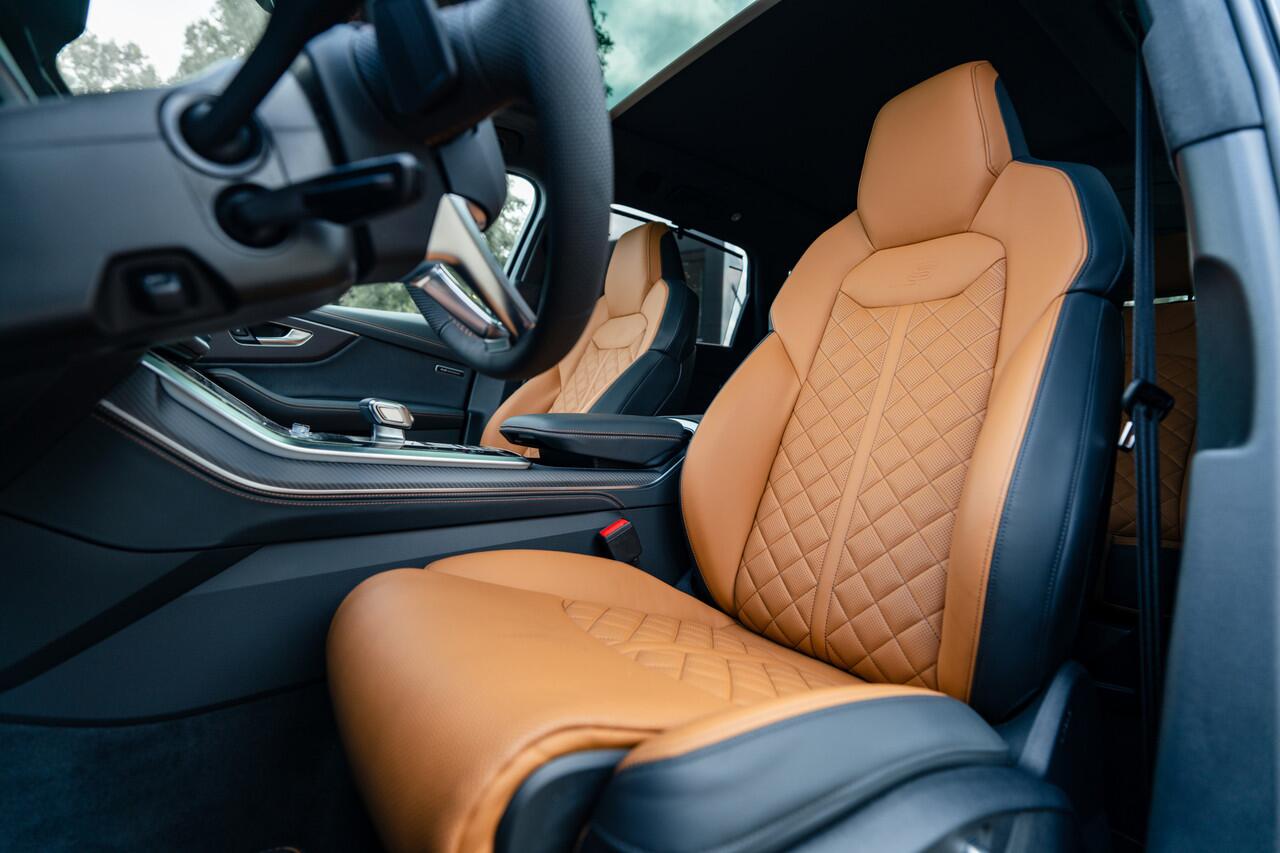 Audi Q7 60 TFSIe Competition | Audi exclusive interieur | B&O Advanced 3D | Panoramadak | Assistentiepakket Plus | Carbon spiegels | Vierwielsturing | Matrix Laser LED | Akoestisch glas | Uitgebreid leder pakket | Alcantara hemel