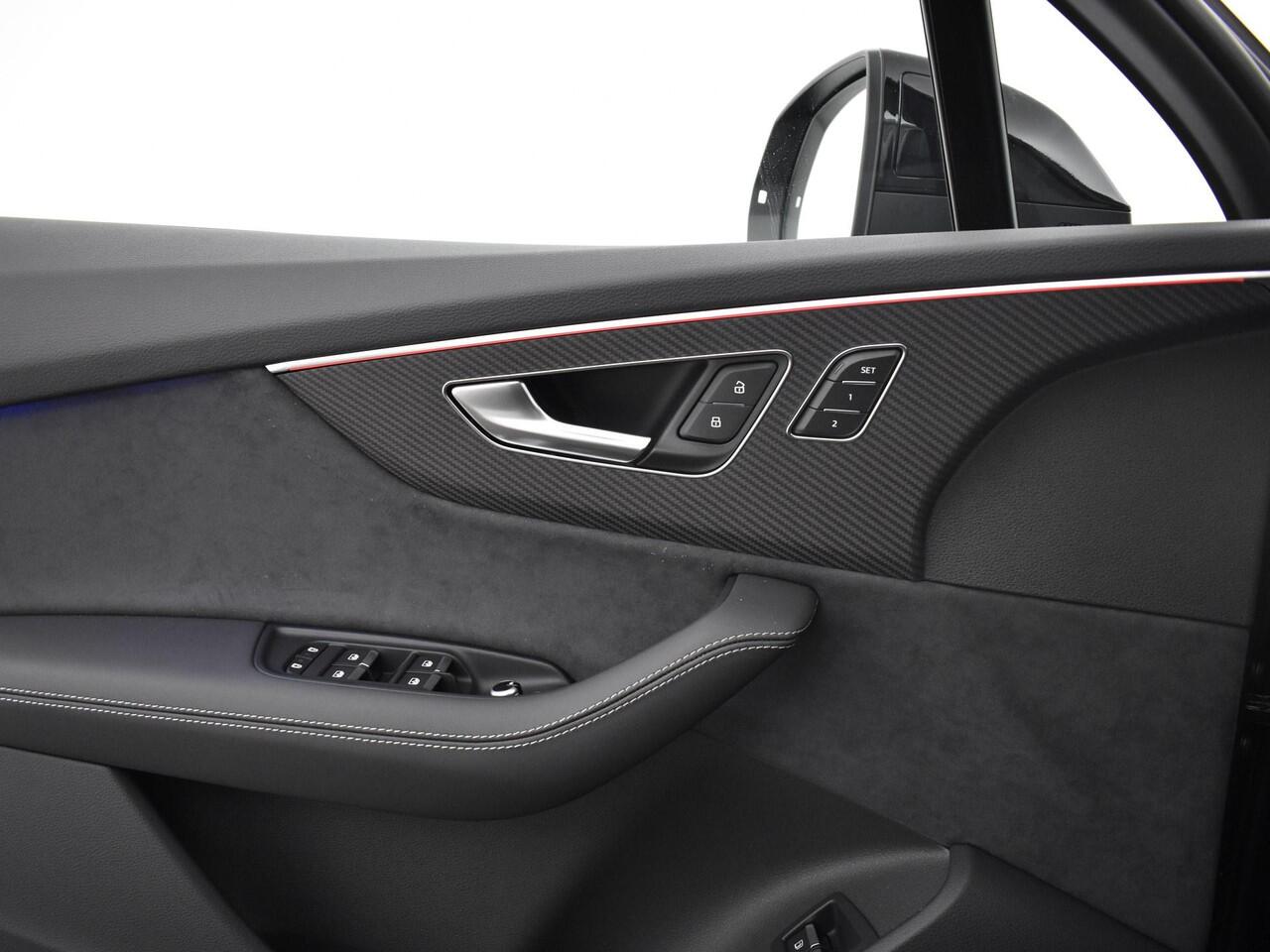 Audi Q7 60 TFSI e quattro Pro Line S Competition 490 PK · Audi Exclusive kleur · 22" LM Velgen · HD matrix + Audi Laserlicht · Digitale OLED achterlichten · vierwielbesturing · Servosluiting