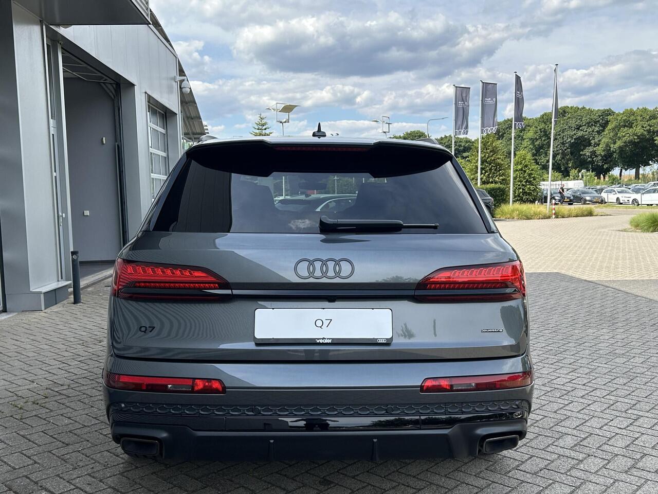 Audi Q7 Pro Line S (C2 PI2) 55 TFSI e 290 kW / 394 PK SUV | Trekhaak | Stoel-verkoeling | Stuurwiel verwarming | Panoramadak | Memory Seats | Sfeerverlichting |