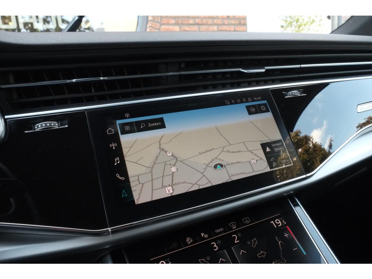 Audi Q7 55 TFSI e quattro S-LINE ACC, Head-up di