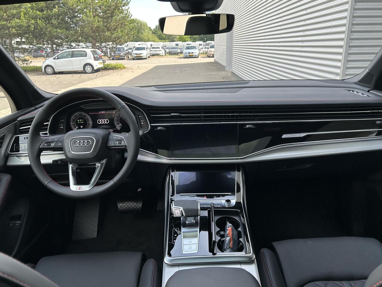 Audi Q7 Pro Line S (C2 PI2) 55 TFSI e 290 kW / 394 PK SUV | Trekhaak | Stoel-verkoeling | Stuurwiel verwarming | Panoramadak | Memory Seats | Sfeerverlichting |