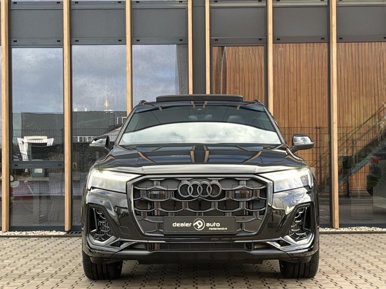 Audi Q7 60 TFSI e Quattro 490pk | Panorama-dak | Led | Trekhaak |