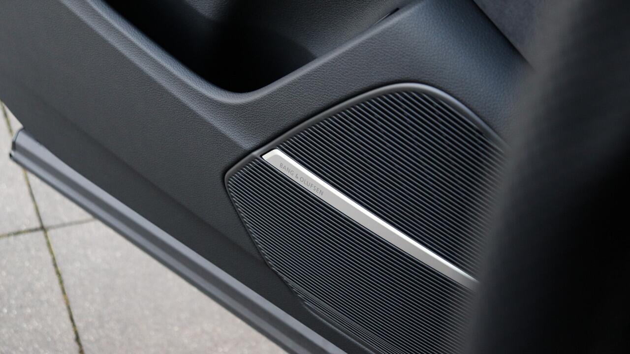 Audi Q7 55 TFSI e quattro Pro Line S | B&O | Soft-Close | Head-up | Panoramadak | Achterasbesturing | HD Matrix | Trekhaak