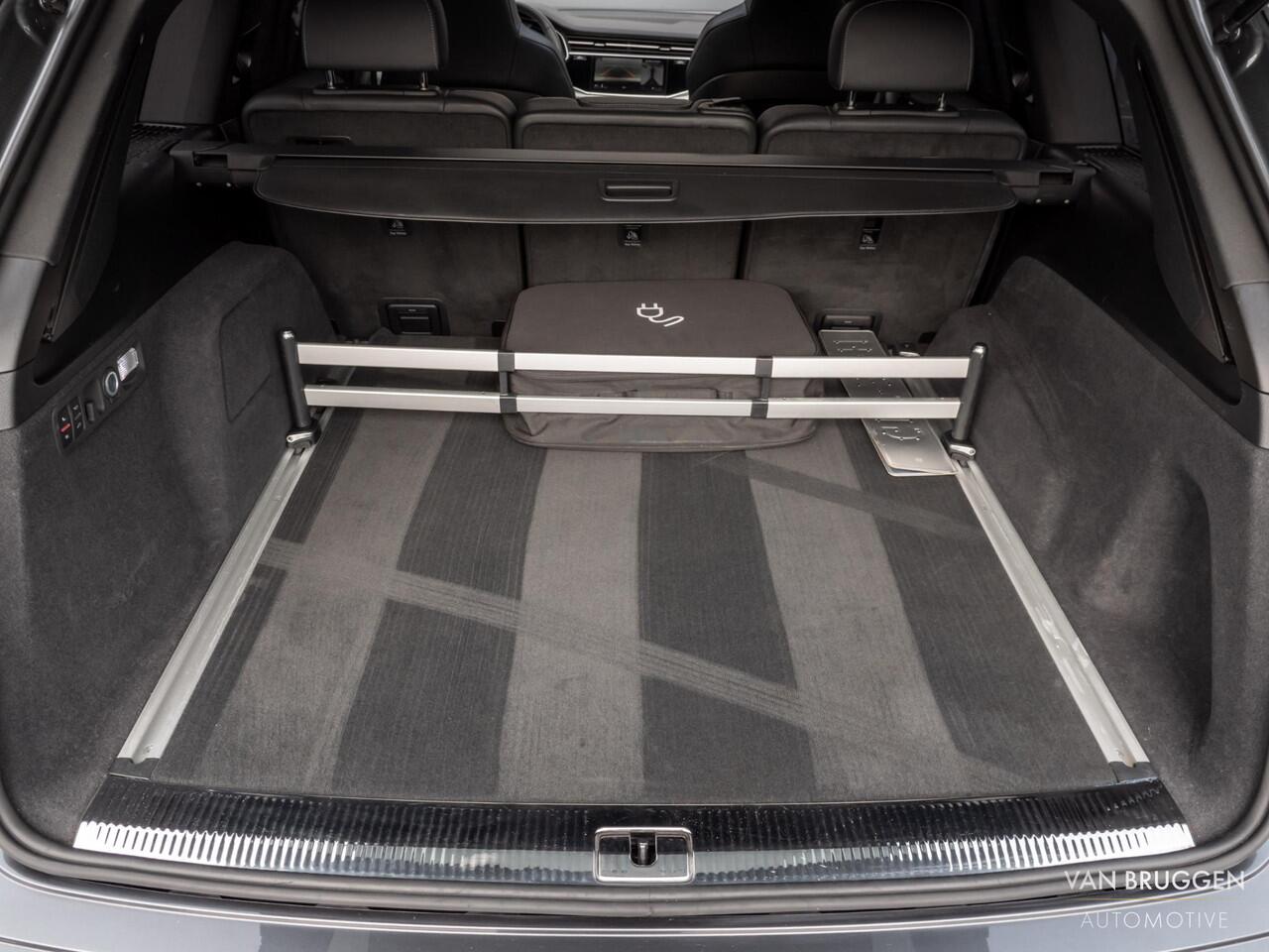 Audi Q7 60 TFSI e quattro Competition Pano RS-Stoelen Trekhaak B&O 360 BTW Massage