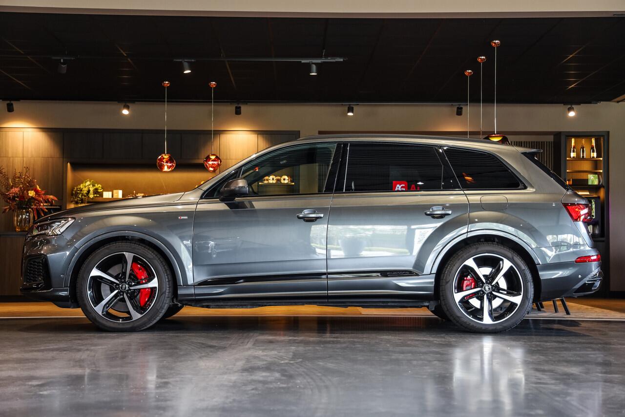 Audi Q7 55 TFSI e quattro S-Line Black, Sportst. Electr/ Memory, Adaptive Air, ACC, Head-Up, Bose Sound, Virtual Cockpit, Stand verw, Top View, Stuur verwarmd, Soft Close, Keyless, 4 Zone, Matrix, Tour/ Park/ Ambiente+/ City/ Spiegel Pakket, Trekhaak Electr, 21'