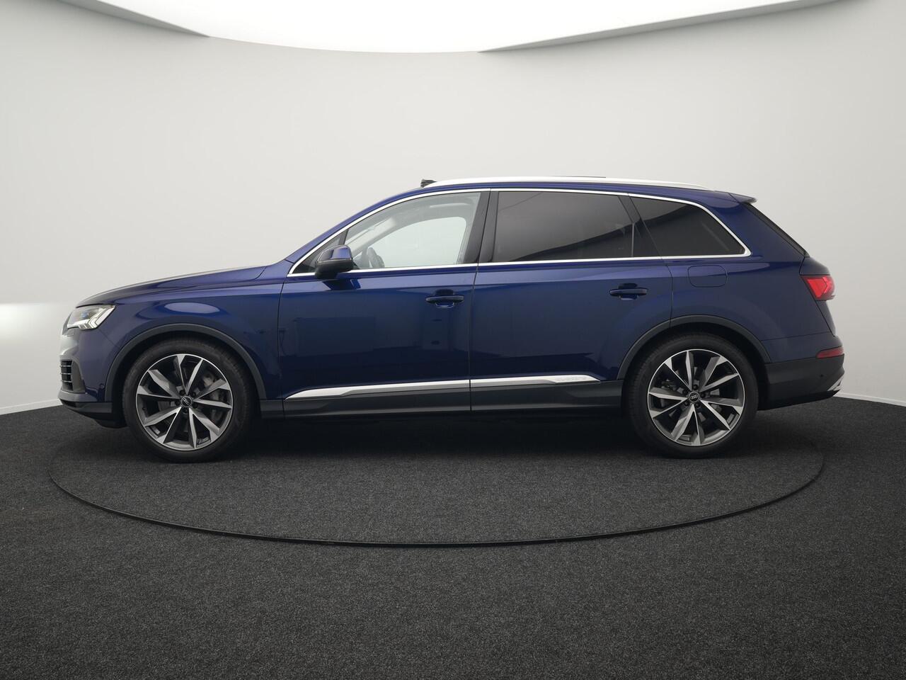 Audi Q7 55 TFSI e Quattro Pro Line Plug In Hybrid 381pk Dealer O.H PHEV | Luchtvering | Trekhaak Af Fabriek | Panodak | Adaptive Cruise | 21 "L.M Matrix LED | Camera | Lederen Sportstoelen Memory & Ventilatie | Navigatie | Keyless | Virtual | DAB | Softclos