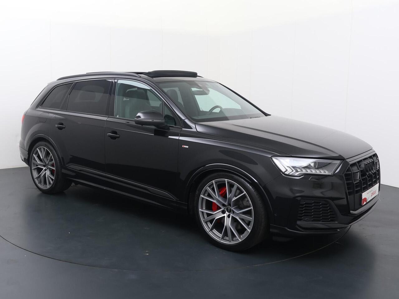 Audi Q7 60 TFSI e quattro Pro Line S Competition | 462 PK | SoH 95% | Trekhaak | Achteruitrijcamera | Panoramadak |