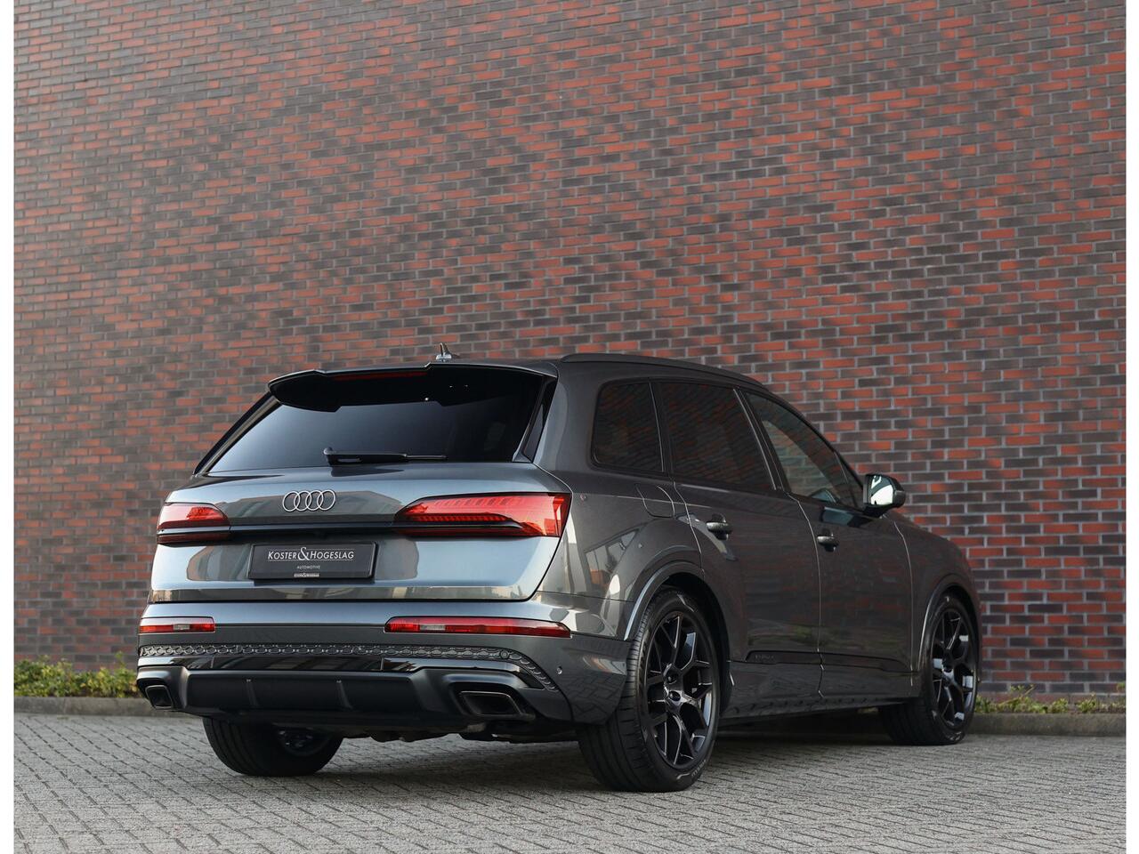 Audi Q7 60 TFSIe Quattro | Audi Exclusive - Pano - Trekhaak