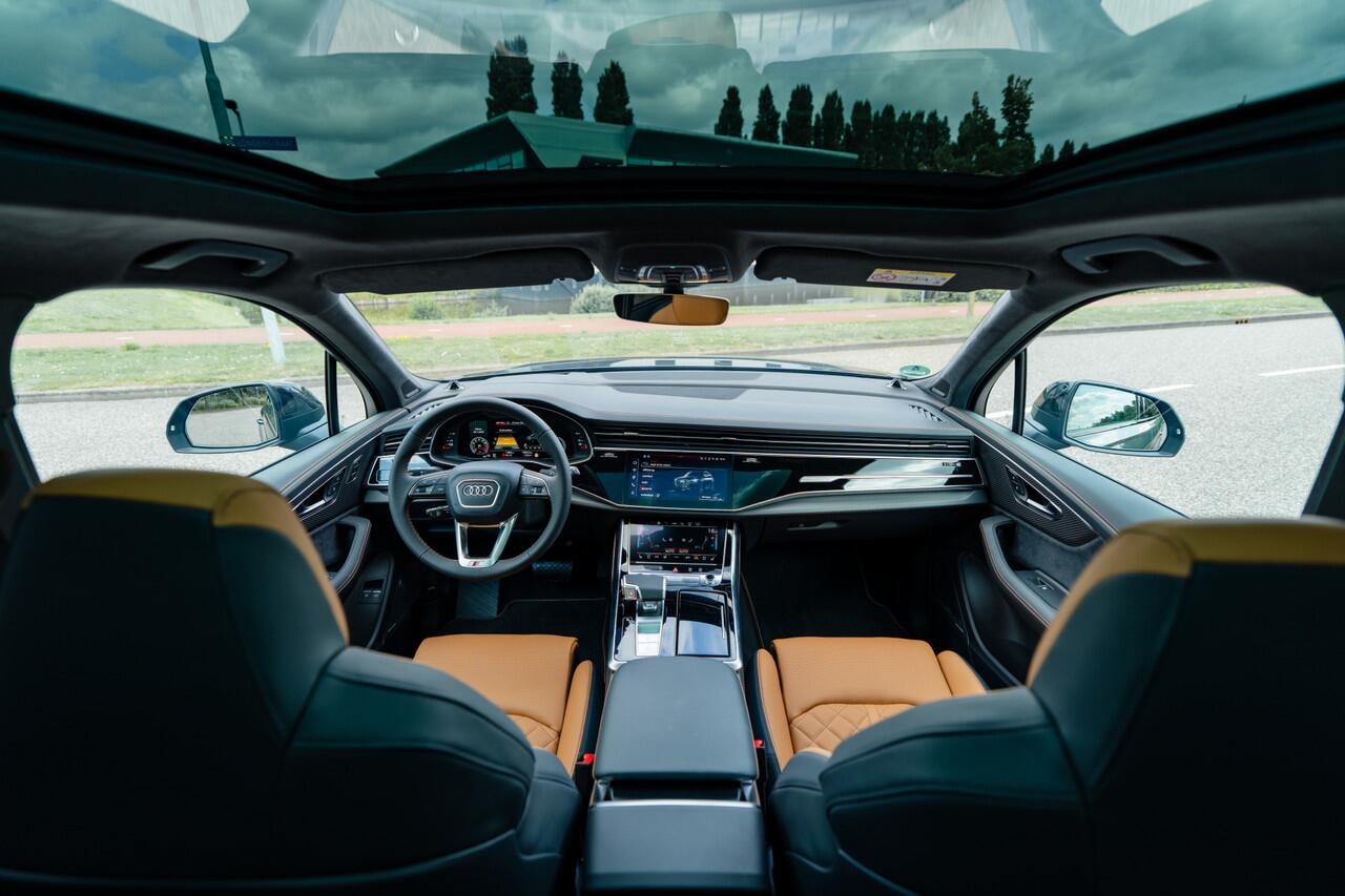 Audi Q7 60 TFSIe Competition | Audi exclusive interieur | B&O Advanced 3D | Panoramadak | Assistentiepakket Plus | Carbon spiegels | Vierwielsturing | Matrix Laser LED | Akoestisch glas | Uitgebreid leder pakket | Alcantara hemel
