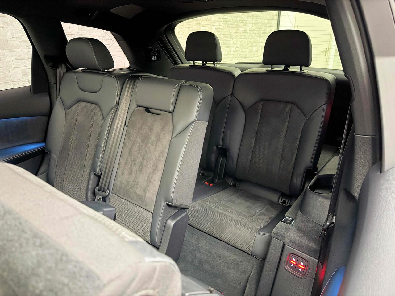 Audi Q7 50 V6 TDI 7-Persoons S-Line | 360 Camera | Trekhaak | ACC | Panorama | B&O Sound | Head-Up | Soft-Close | Matrix-LED | 4-Zone Clima | Stoelverwarming V+A | Keyless-Entry | Standkachel | Luchtvering | Tour-Pakket | Memory | Sfeerverlichting | Stuurverwarmi